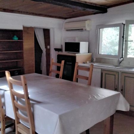 Cabanon 50M2 Villa Meounes-les-Montrieux Eksteriør bilde